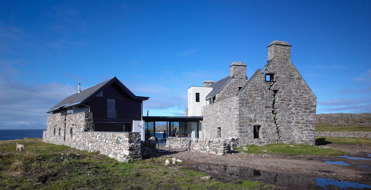 Сияющая трещина «Белого дома»: руины на шотландском острове, в которых теперь снова можно жить
